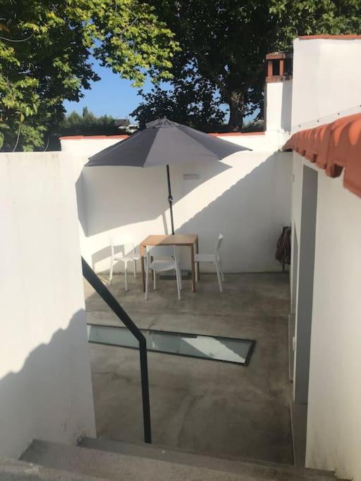 Private House In The Centre Of Condeixa Apartment Bagian luar foto